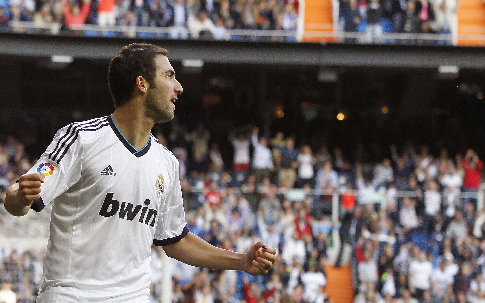 “全球极限巡游：穿越五大洲的赛车传奇”，国外极限赛道